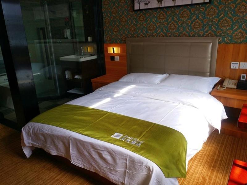 Shell Shanghai Pudong Xin District Huanglou Town Furong Road ภายนอก รูปภาพ